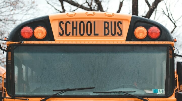 Recuerde Estas Reglas Sobre Los Buses Escolares